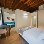 Apartment Palazzo San Pietro *